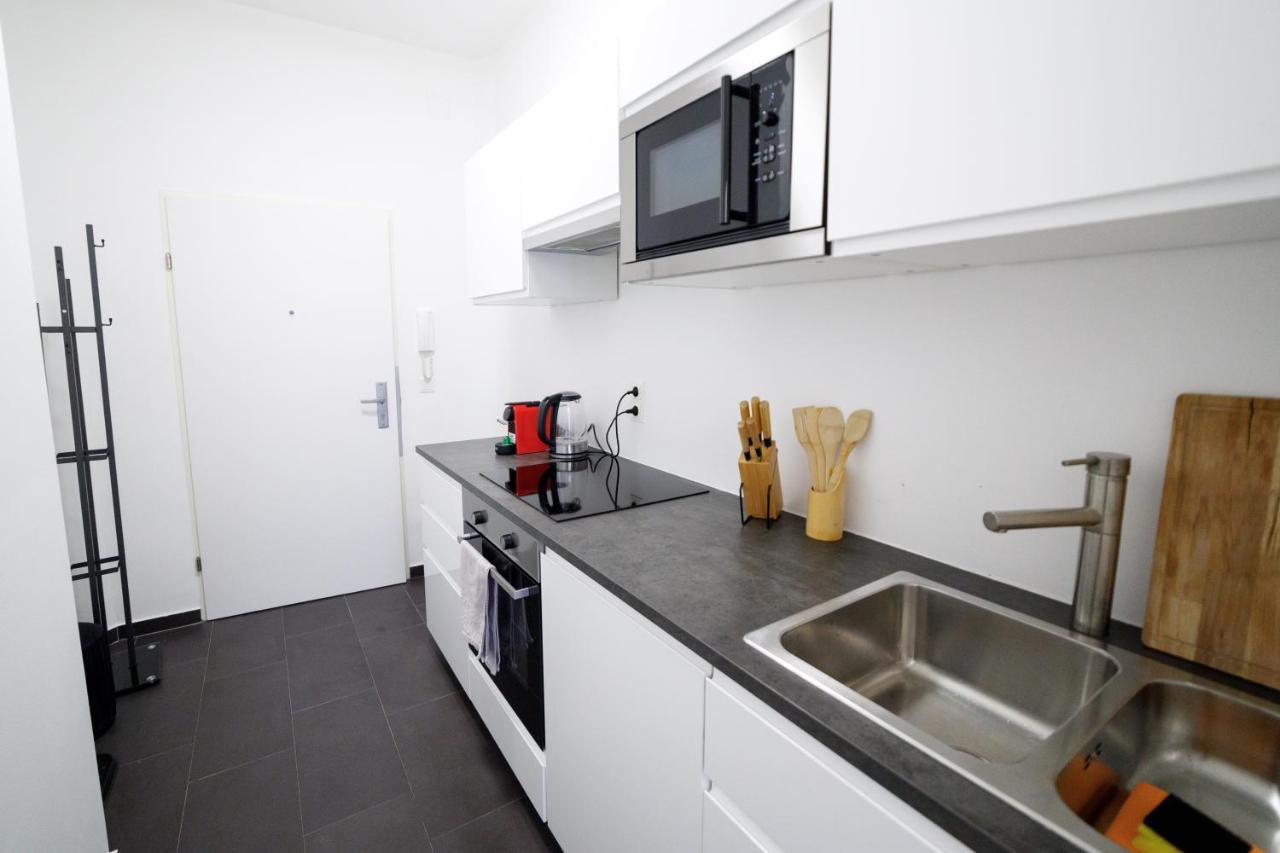 Lariana Apartment Wien Exteriör bild